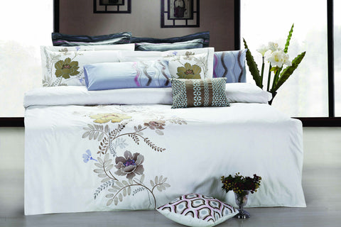 Bed Sheet Set White And Flower Embroidery - 1