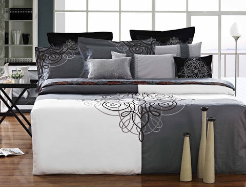 Luxury Duvet Cover White and Black - 1